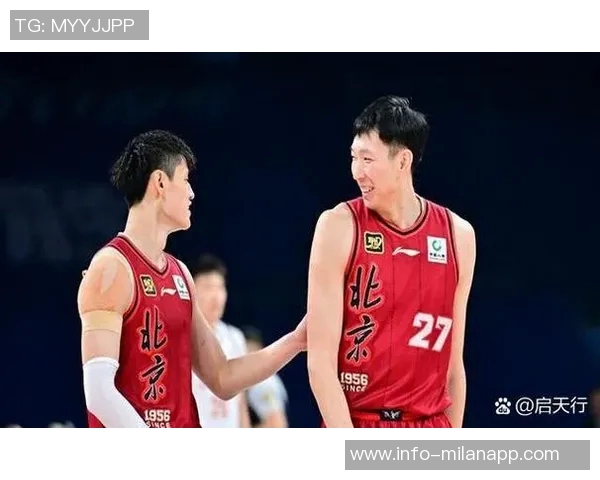 小曾重返CBA首钢阵容周琦赵睿曾凡博陈盈骏携手出战