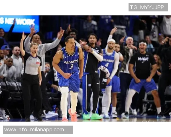 马克西本赛季第三次砍下30分10助攻控卫中仅次于东契奇和康宁汉姆